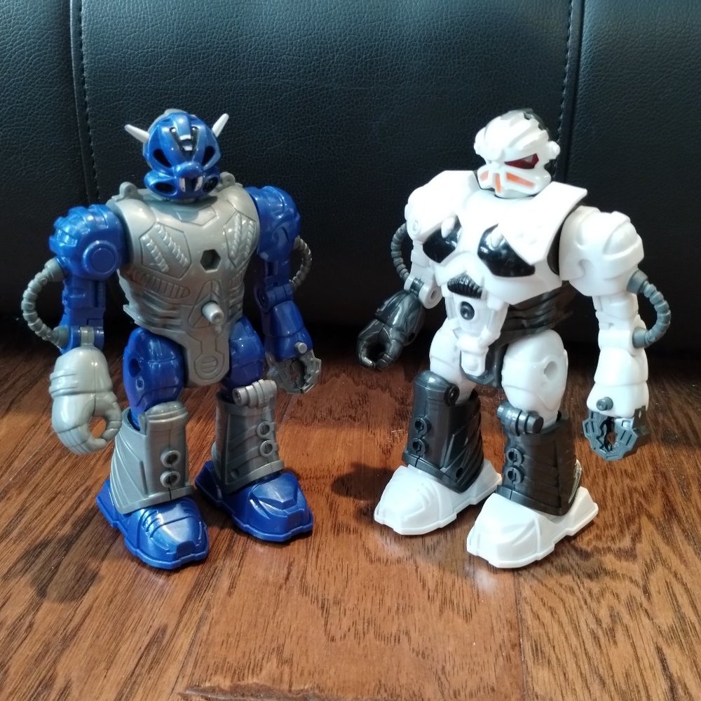 2 Robot Action Figures Blue & White